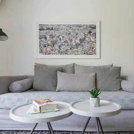 Trikoupi D2 Apartment *
